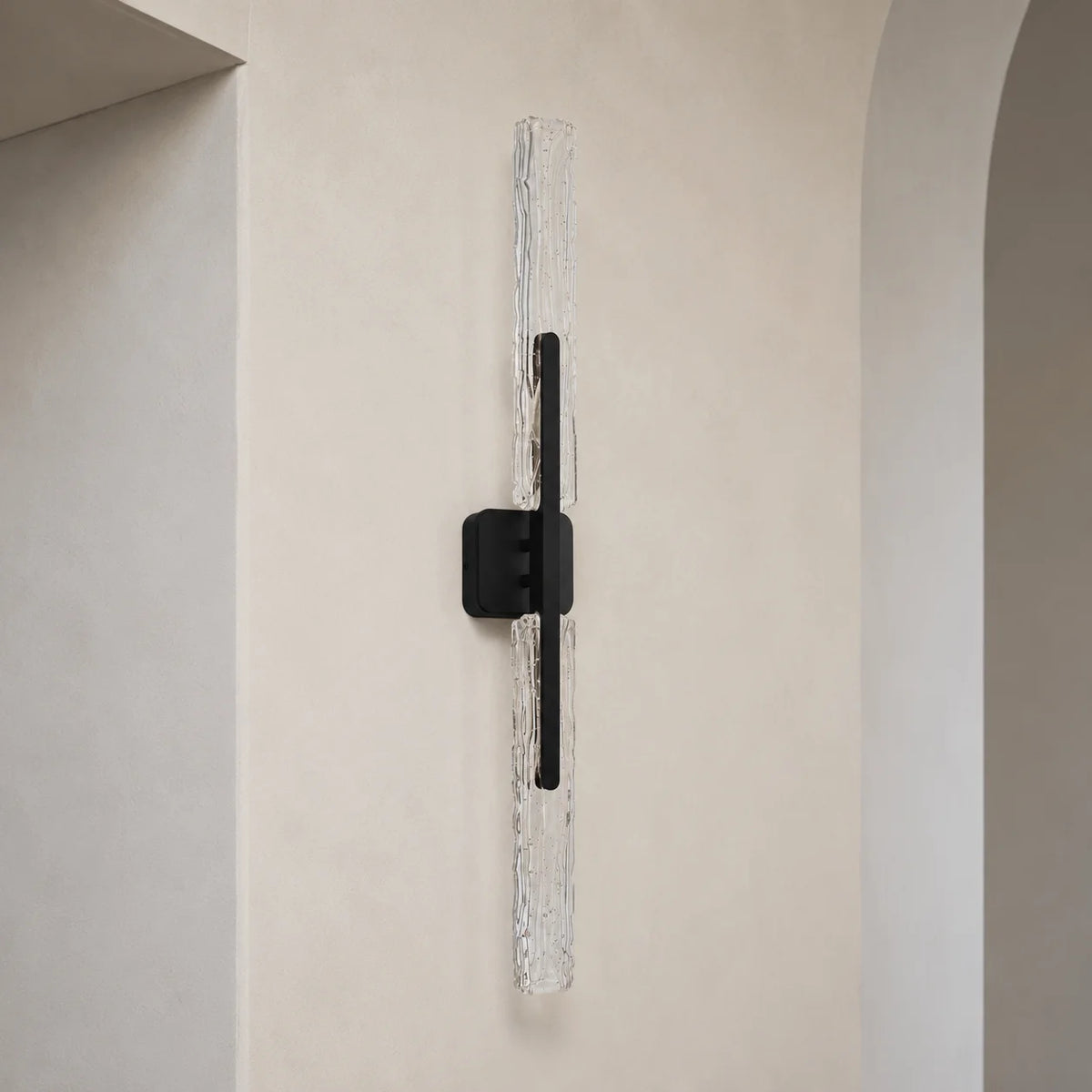 Curva Integrated LED 36in Sand Black Indoor-Outdoor Wall Light with Handcrafted Glass
